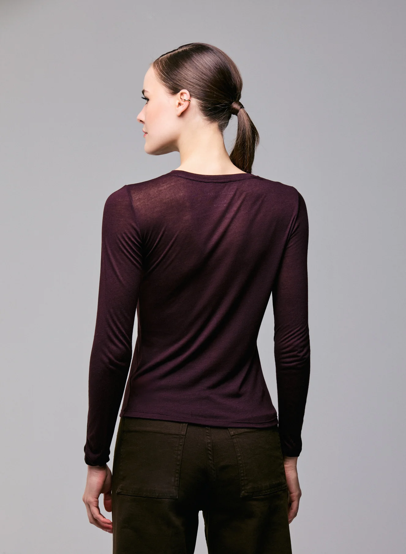 T-shirt Aubergine Col Rond Manches Longues en Viscose / Cachemire - Image 2